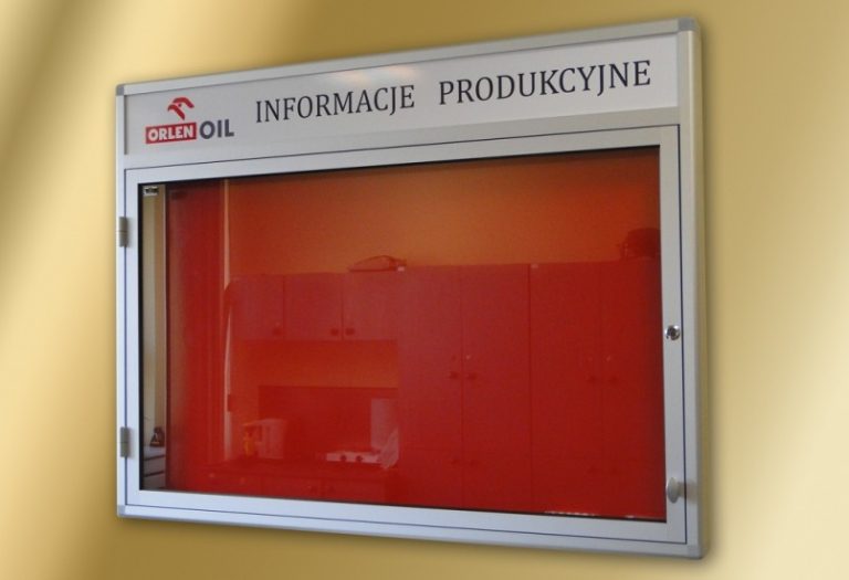 Realizacje gablot informacyjnych